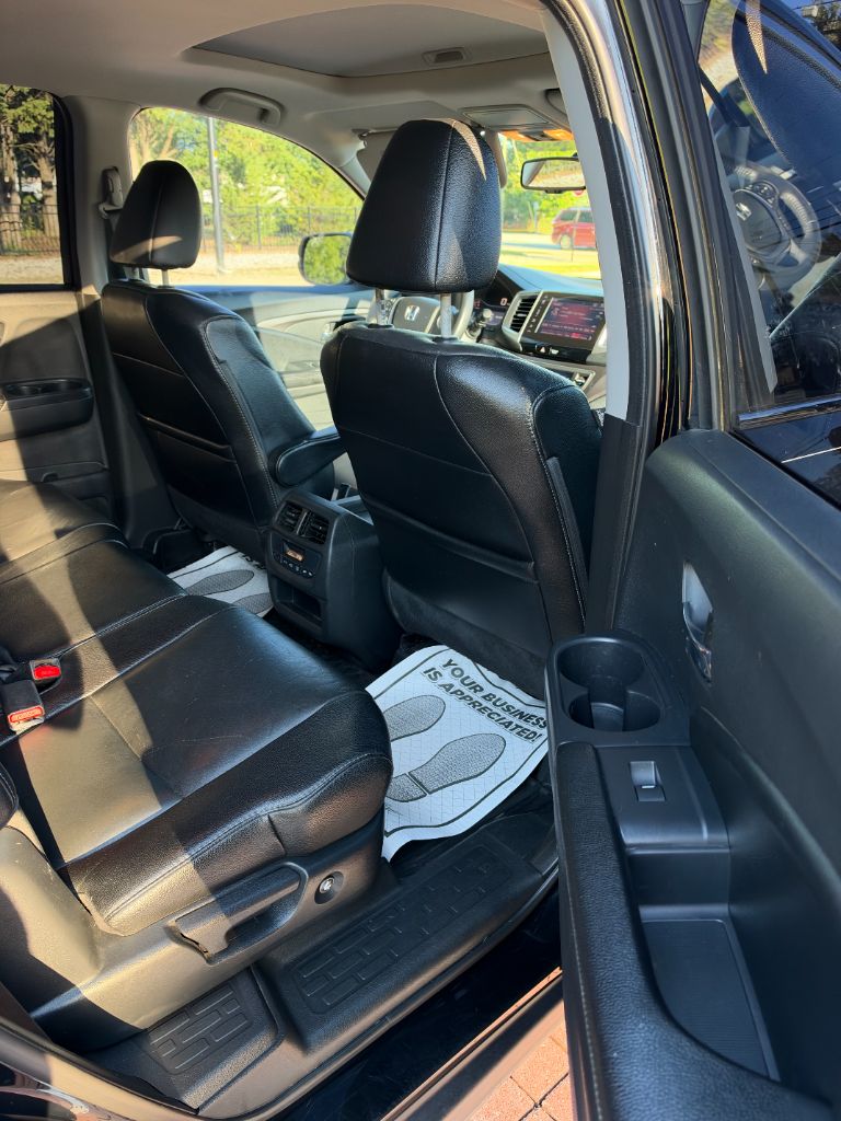 Honda Pilot photo 12