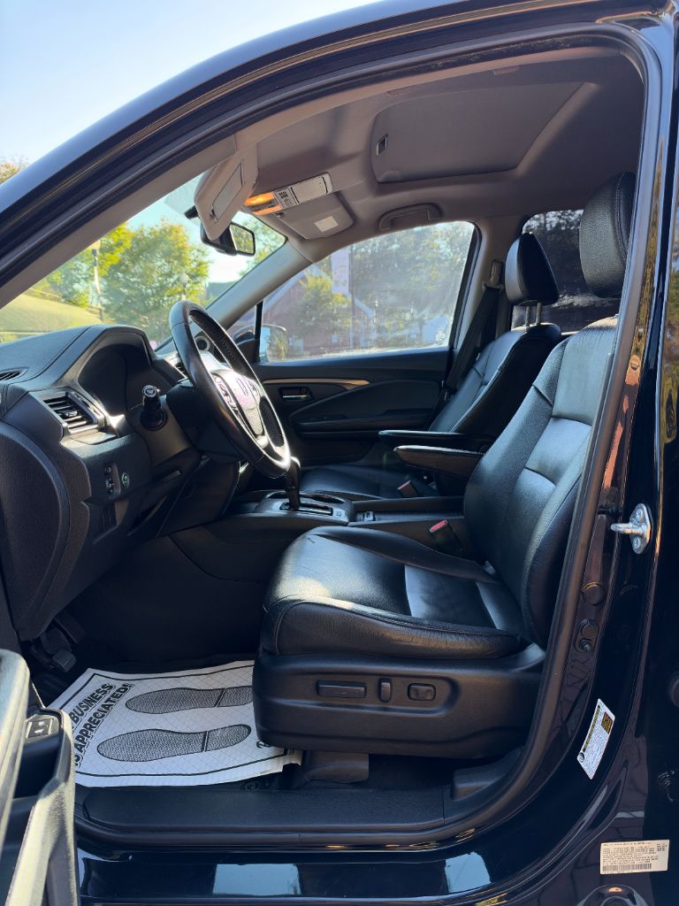 Honda Pilot photo 9