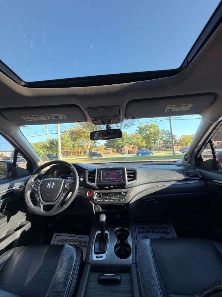 Honda Pilot photo 16