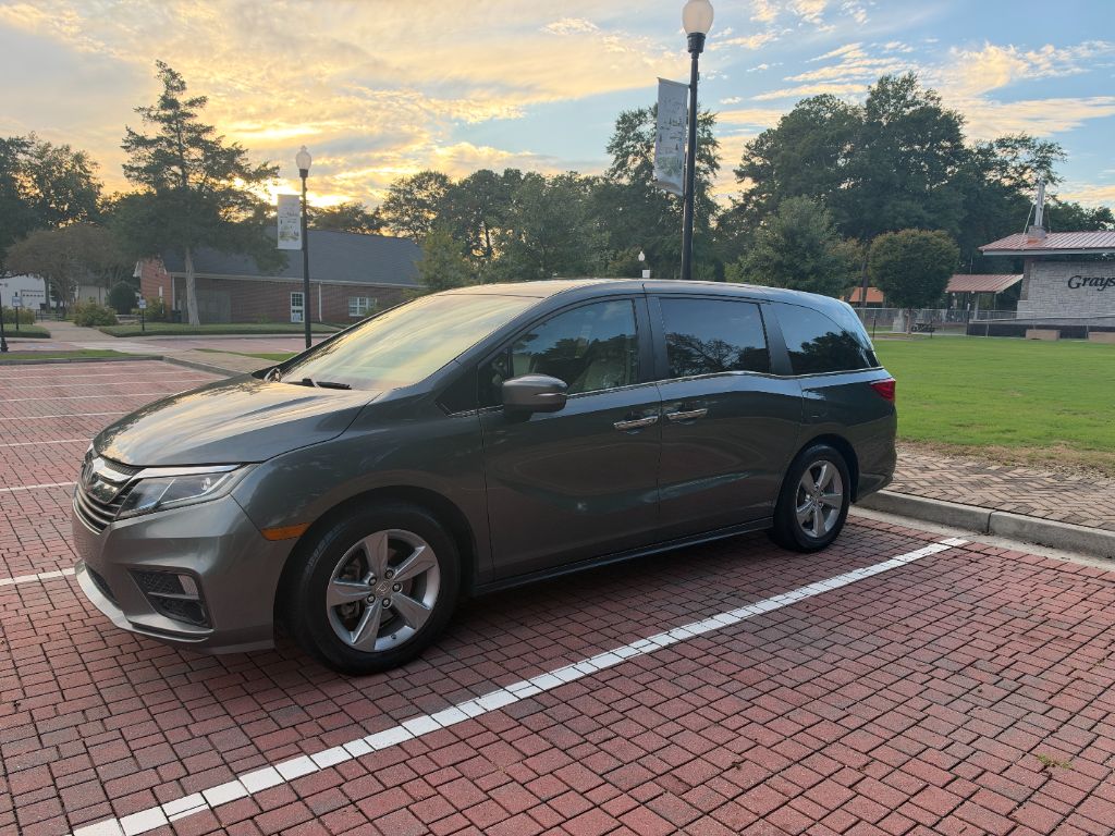 Honda Odyssey photo 3