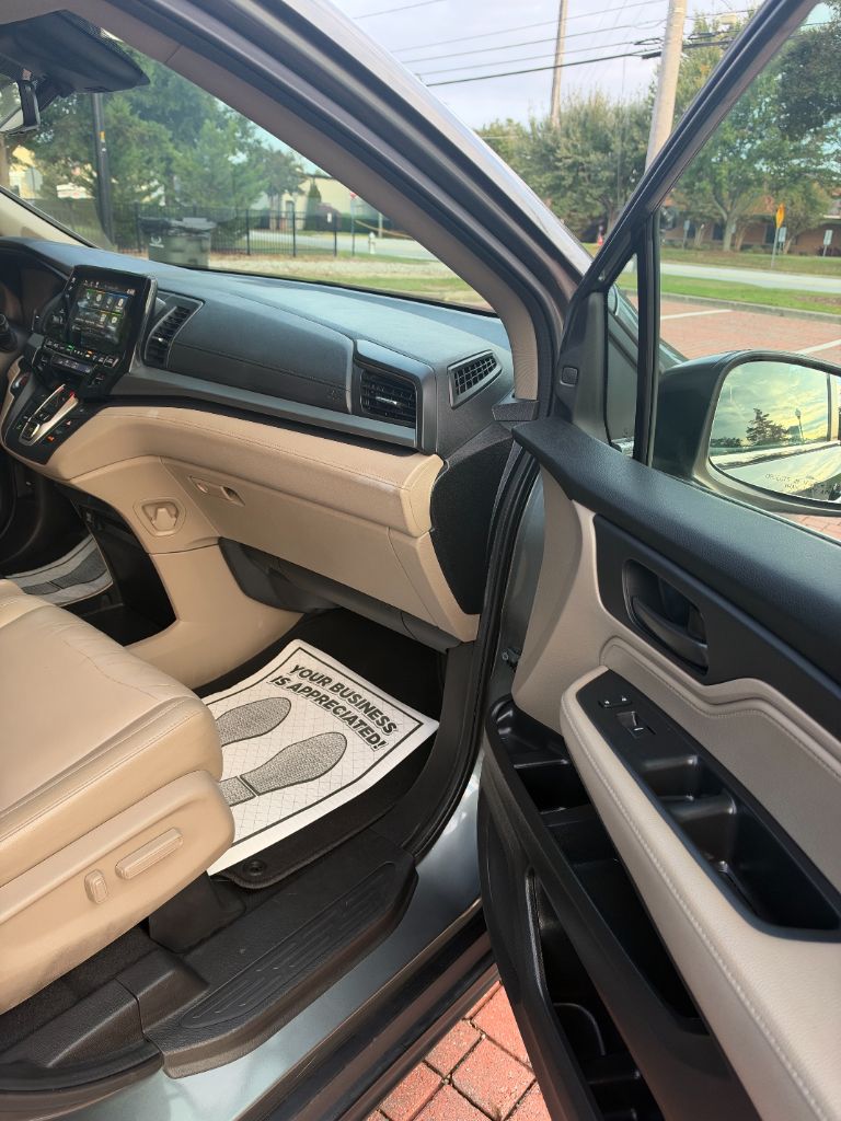 Honda Odyssey photo 10