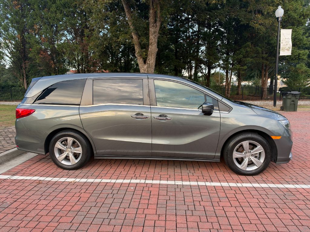 Honda Odyssey photo 5