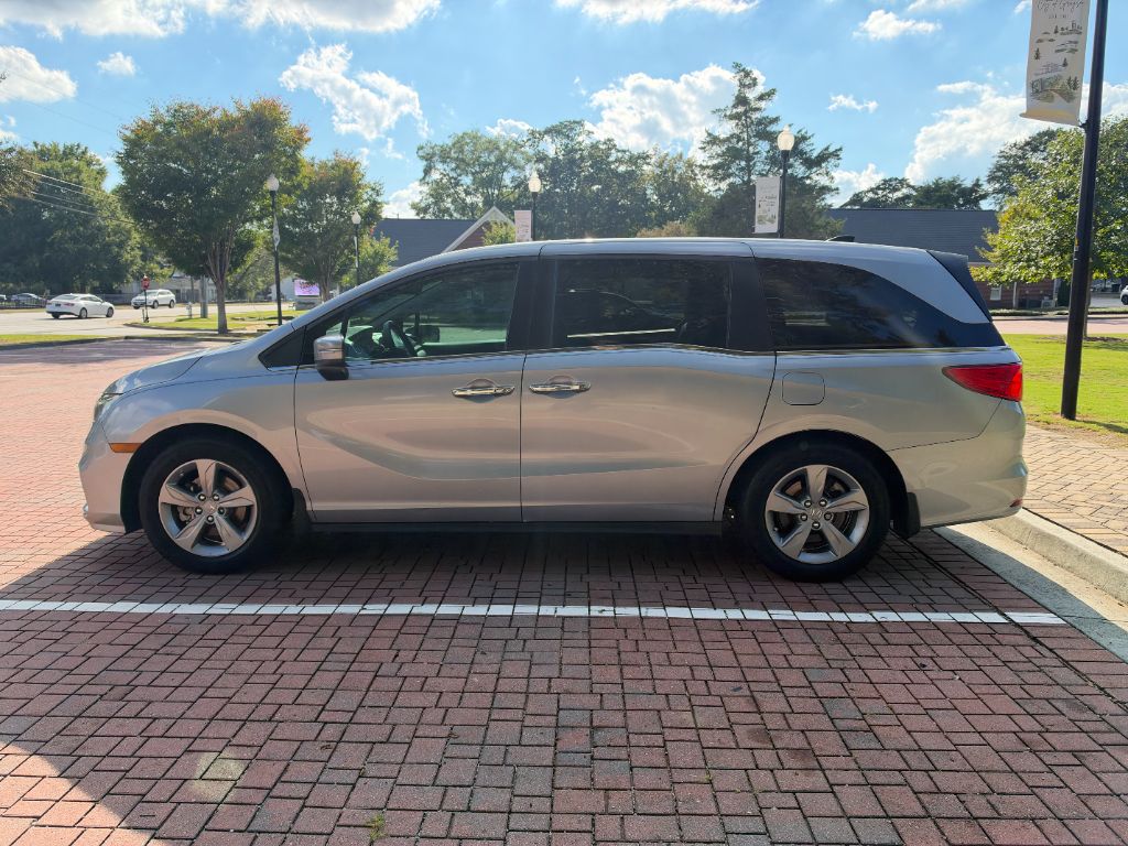 Honda Odyssey photo 4