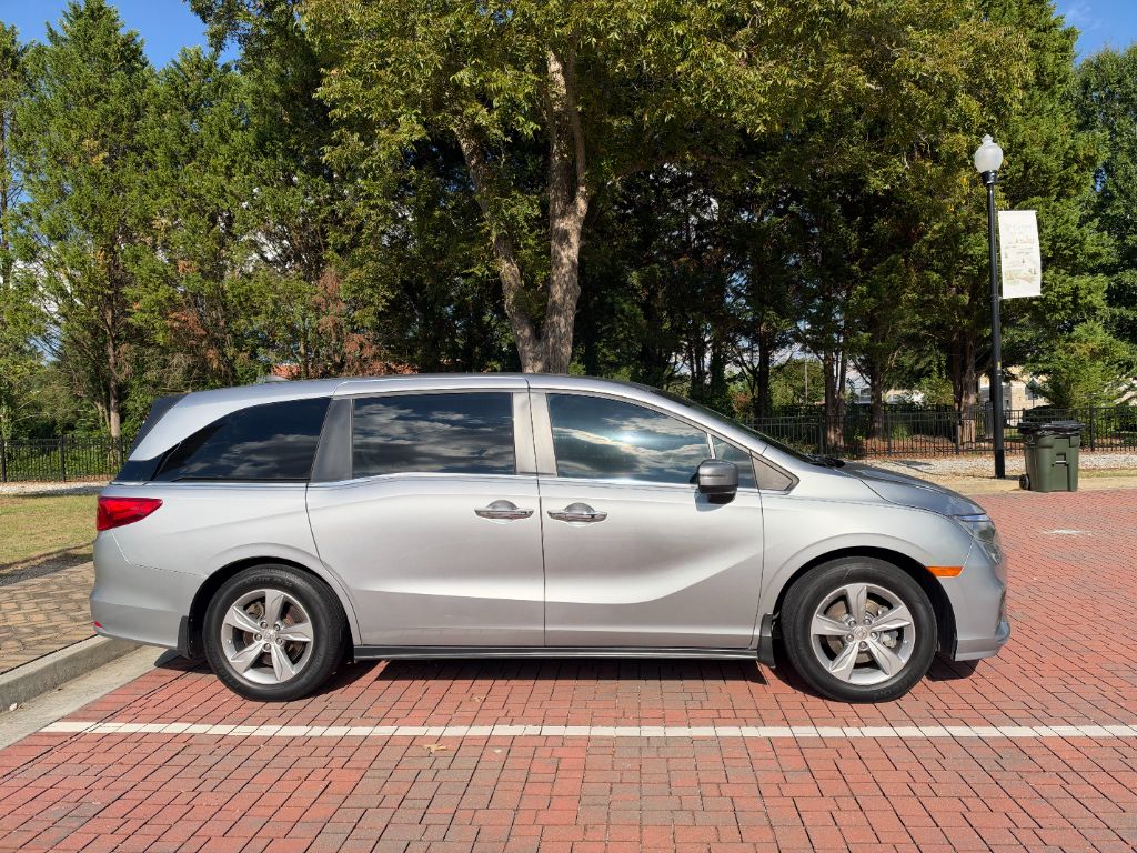 Honda Odyssey photo 5