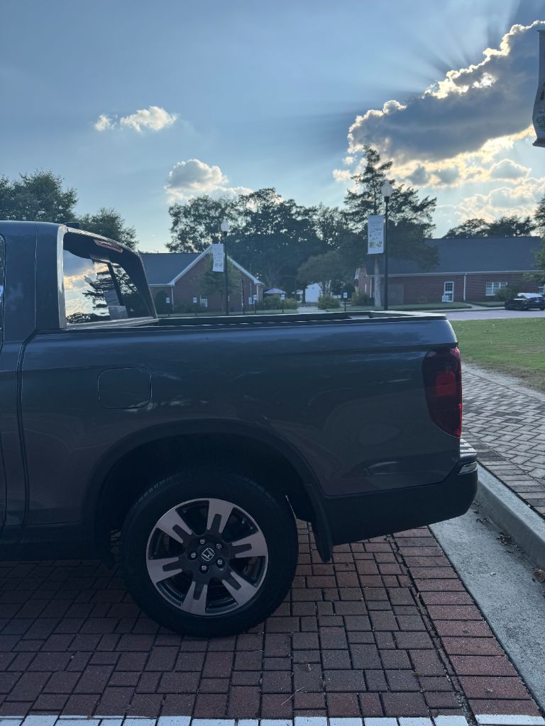 Honda Ridgeline photo 24