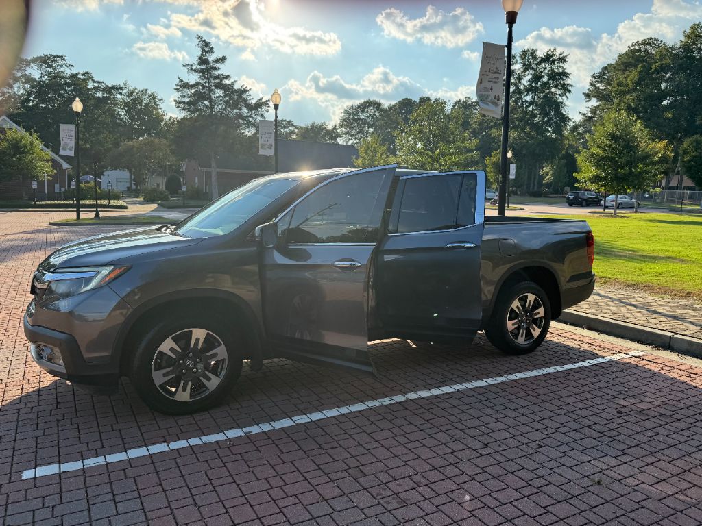 Honda Ridgeline photo 6