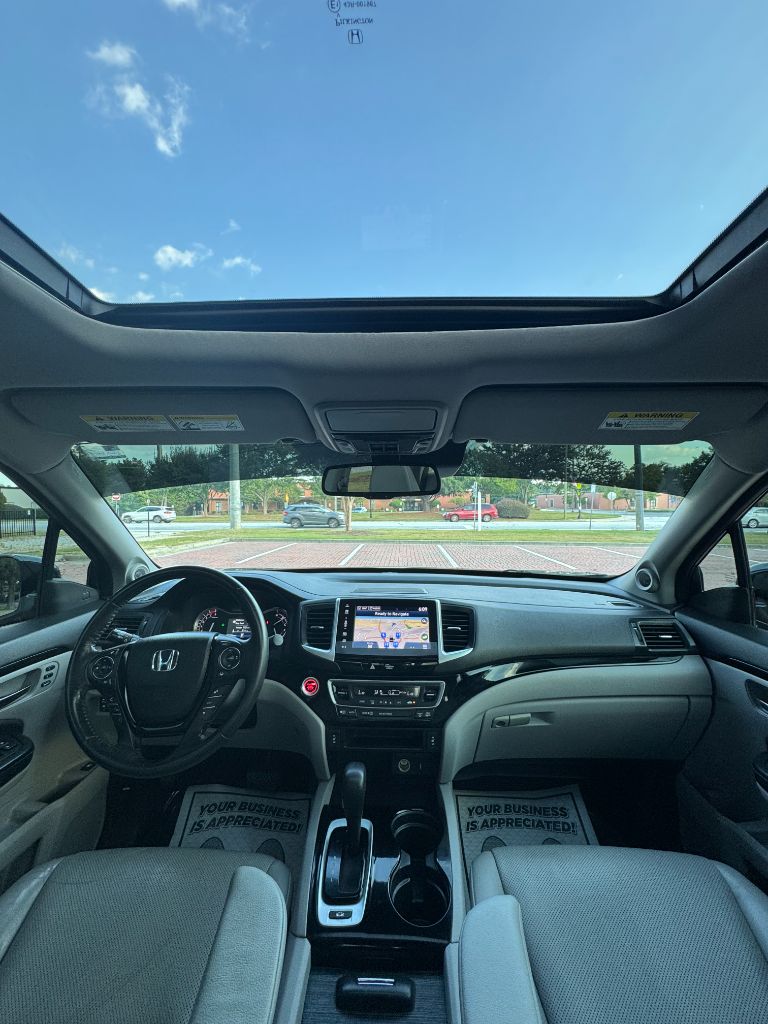 Honda Ridgeline photo 16