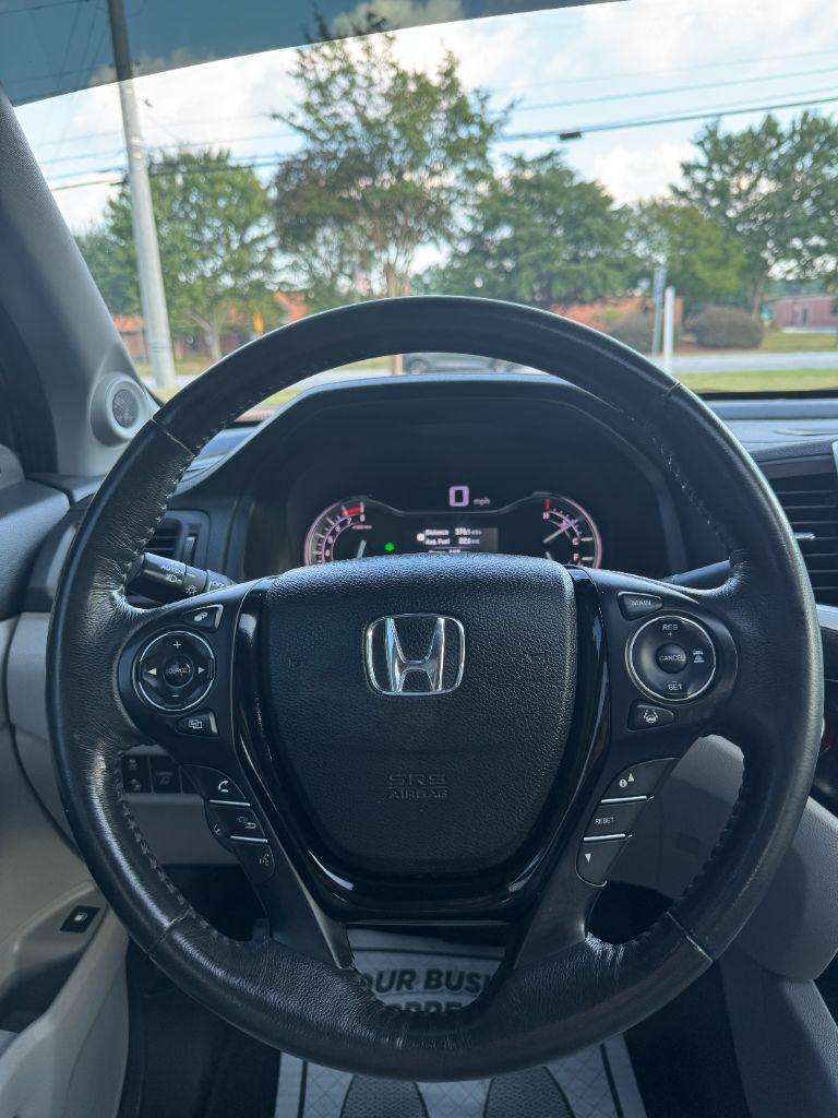 Honda Ridgeline photo 17