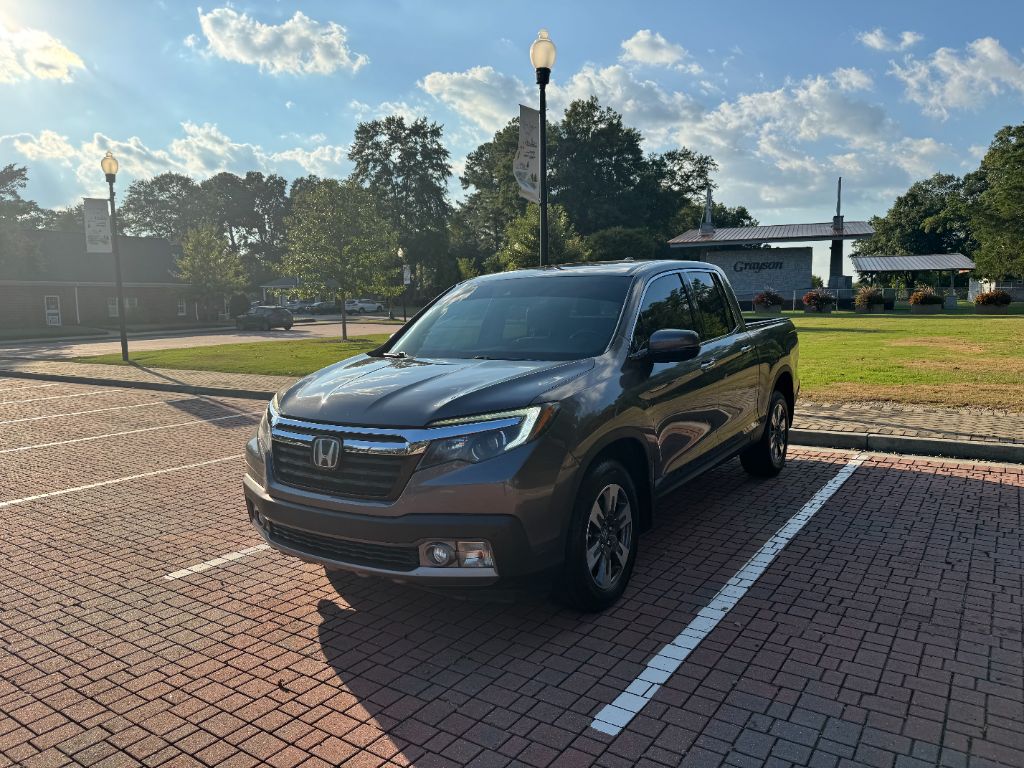 Honda Ridgeline photo 3