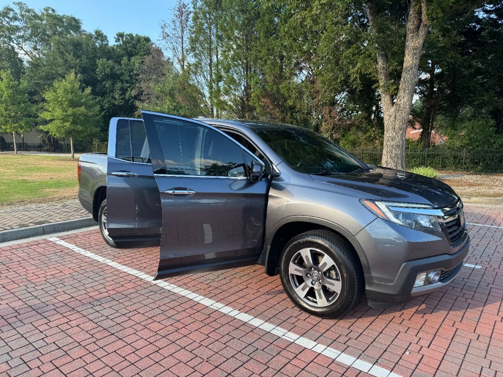 Honda Ridgeline photo 7