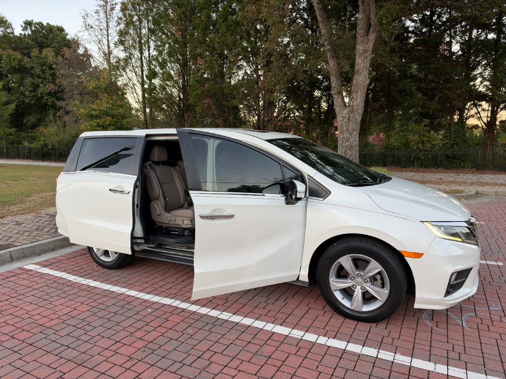 Honda Odyssey photo 7