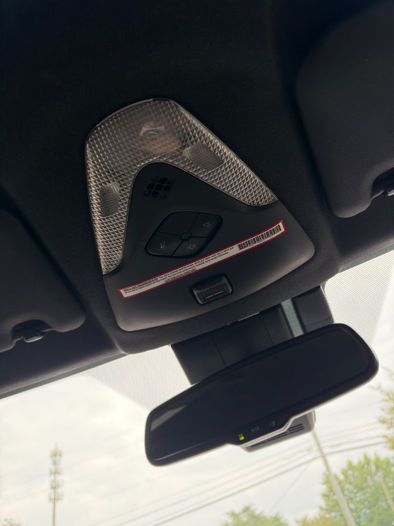 Toyota C-HR photo 19