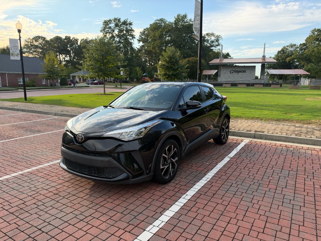 Toyota C-HR photo 3