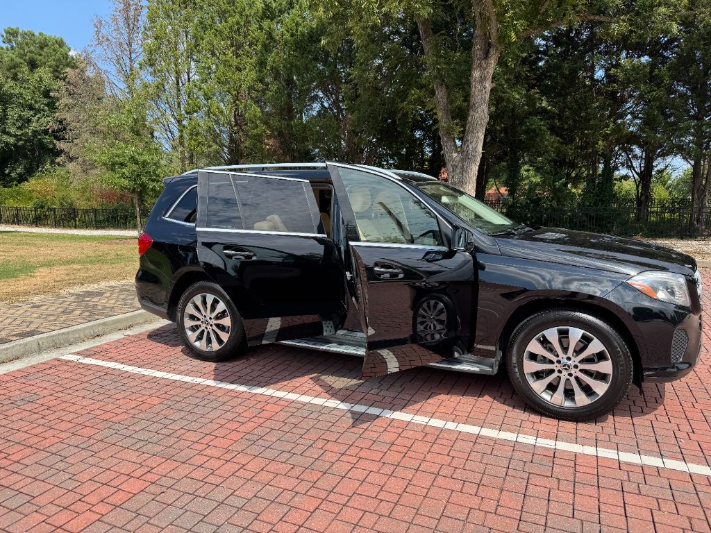 Mercedes-Benz GLS photo 7