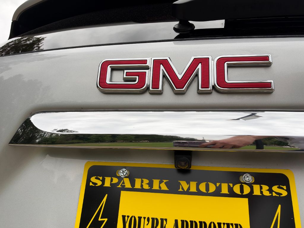 GMC Terrain photo 21