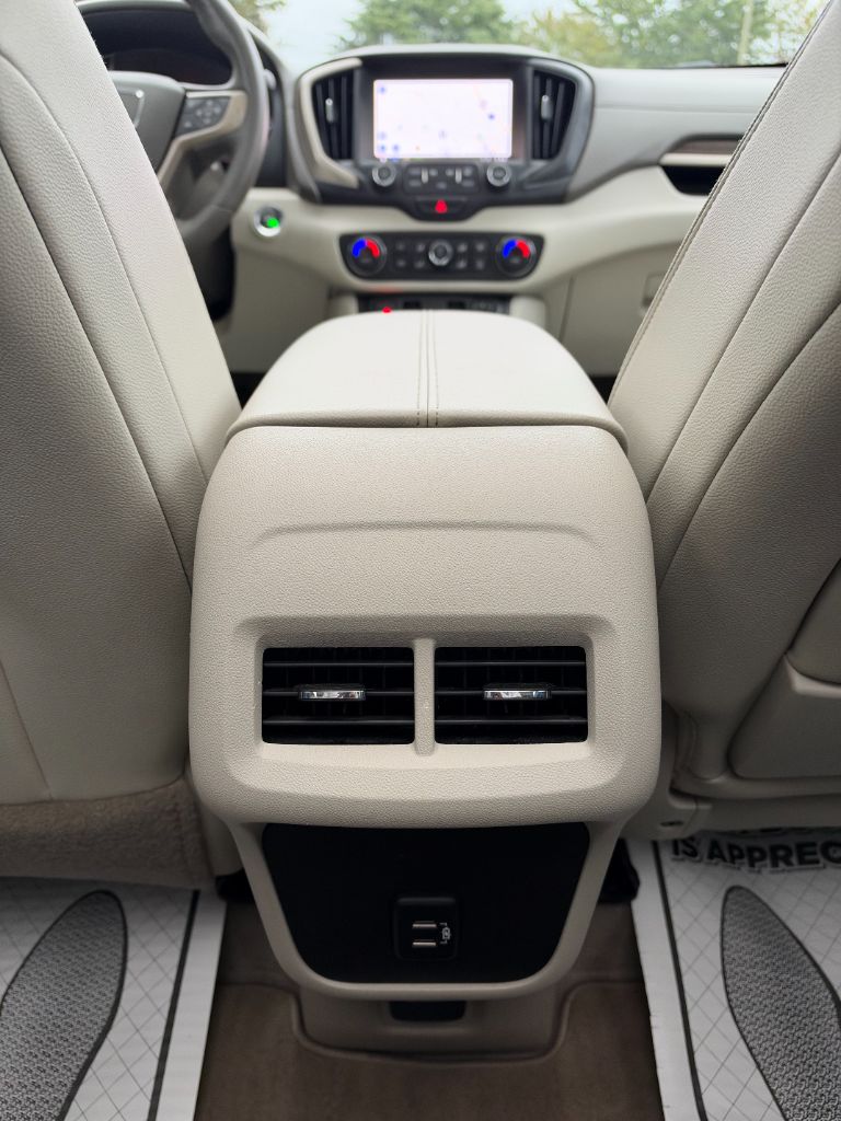 GMC Terrain photo 20