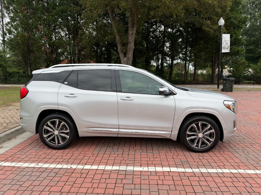 GMC Terrain photo 5