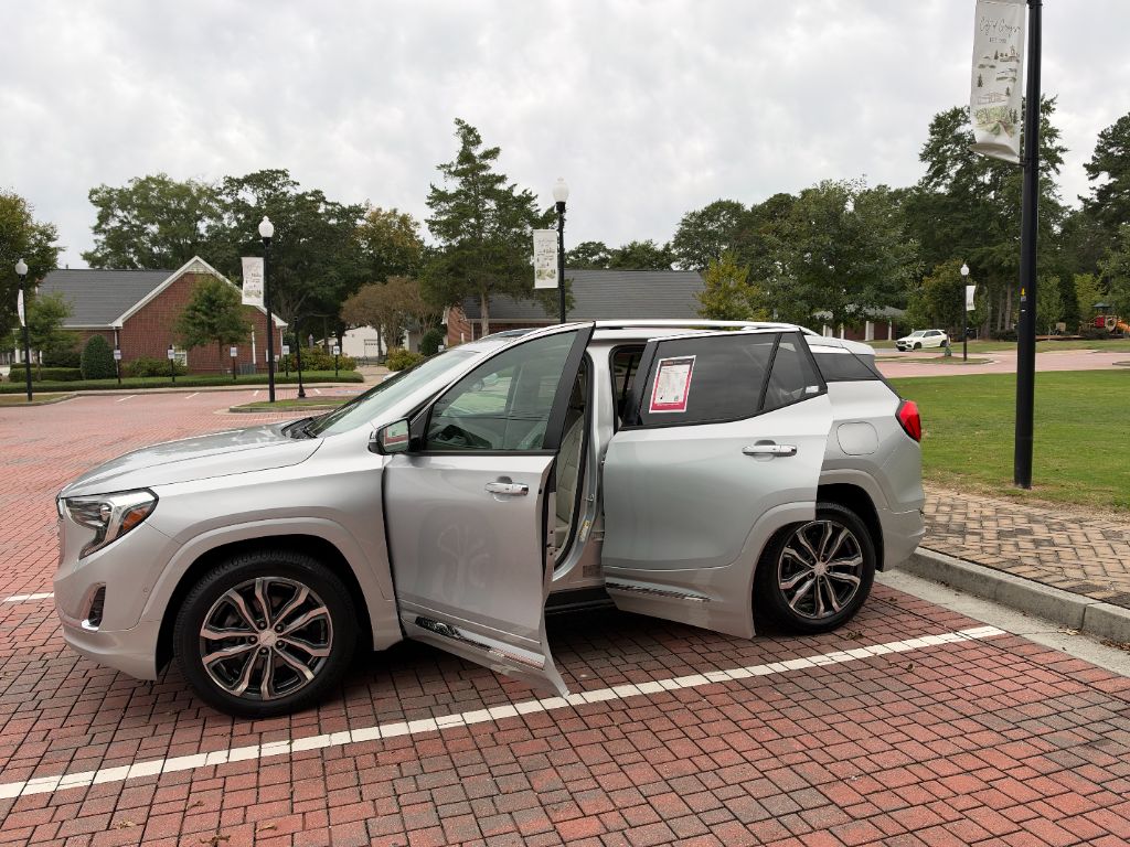 GMC Terrain photo 6