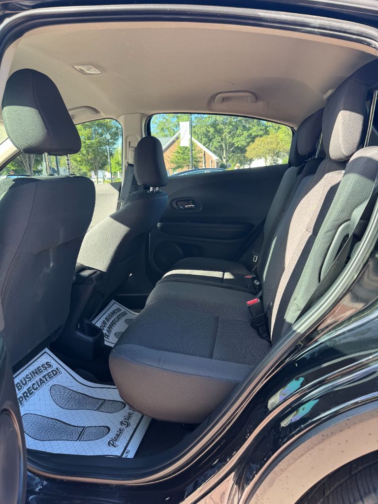 Honda HR-V photo 14