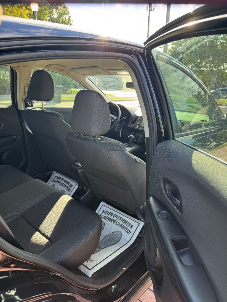 Honda HR-V photo 12