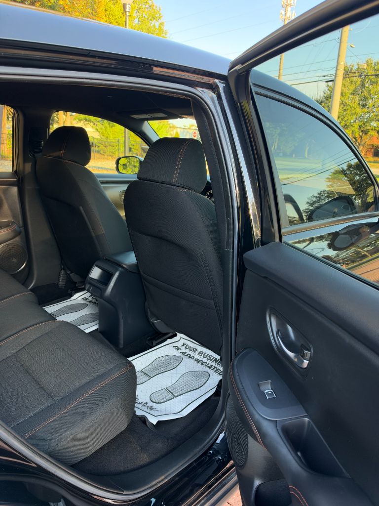 Honda HR-V photo 12