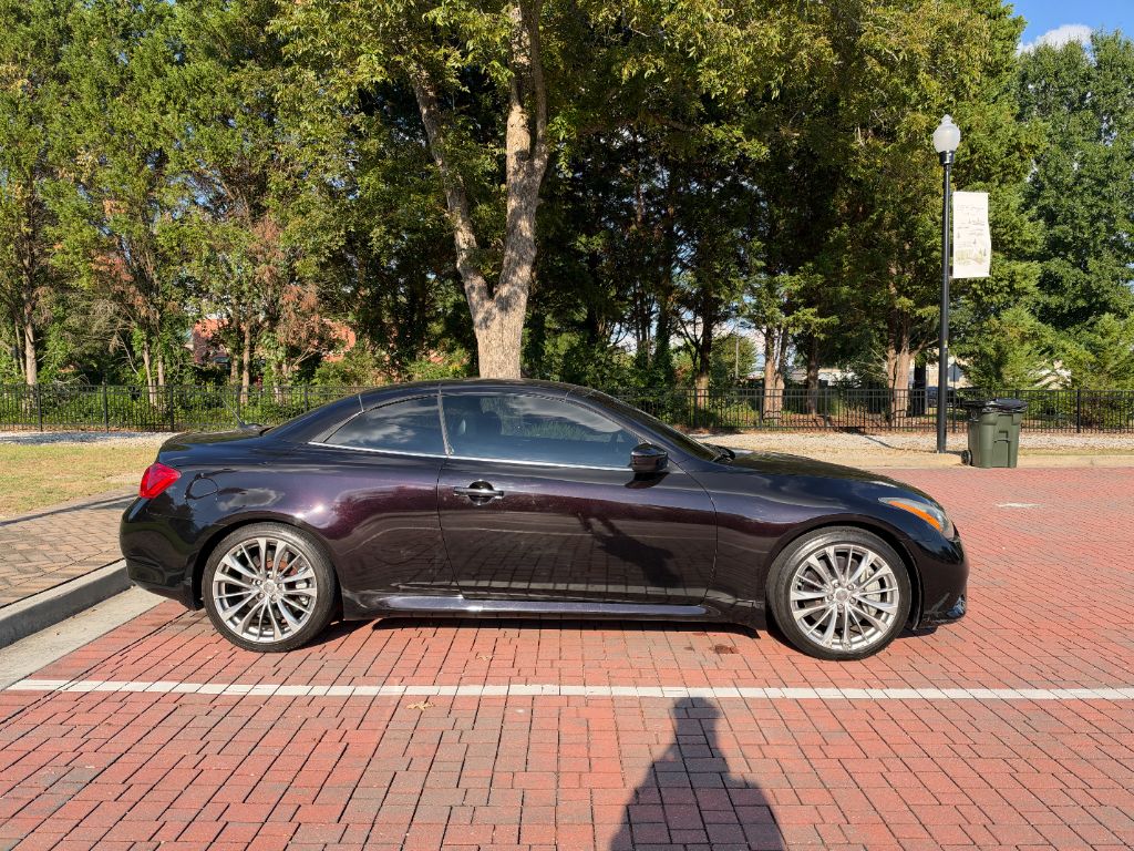 Infiniti G37 photo 5