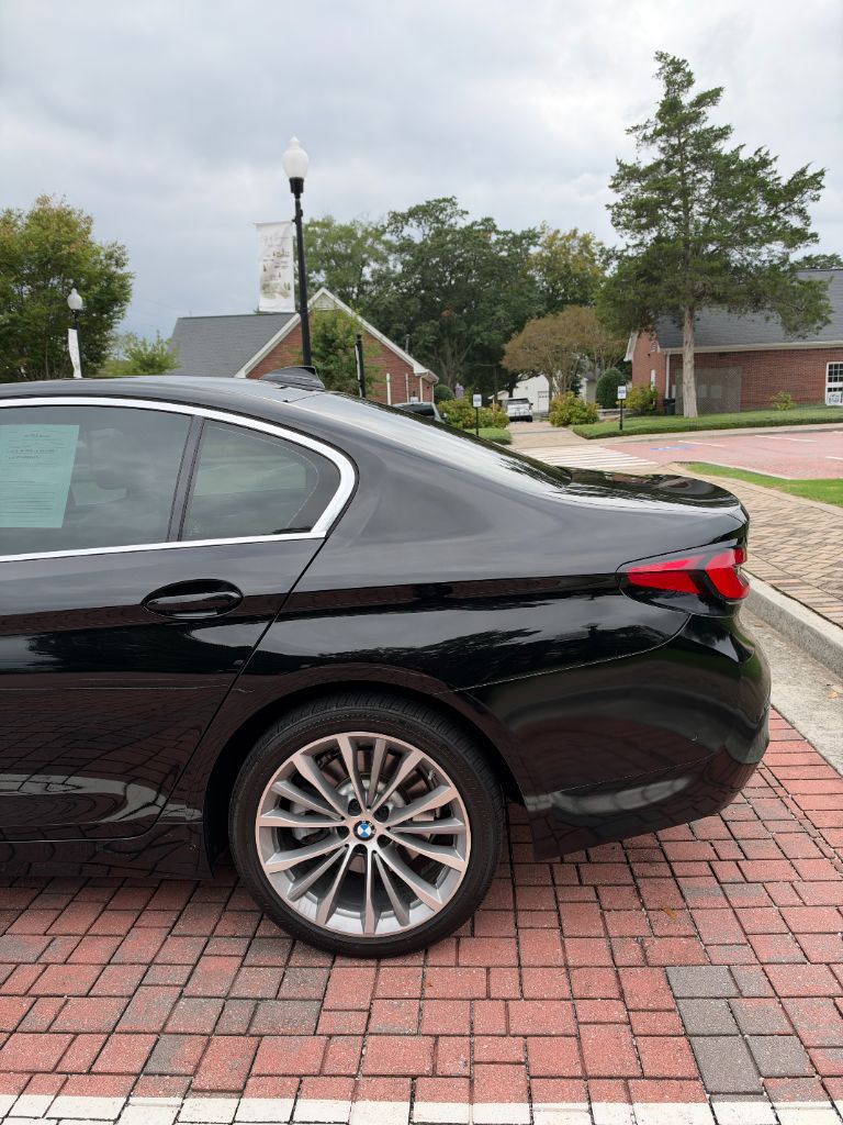 BMW 5 Series photo 23